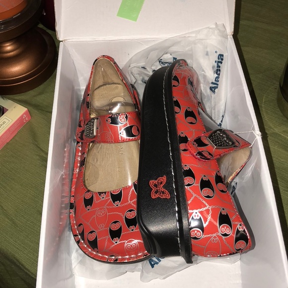 New in box 📦 so nice Alegria - Picture 4 of 5